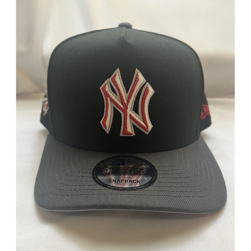 New Era 9FIFTY New York Yankees Black Snapback A-Frame Hat Cap Side Patch